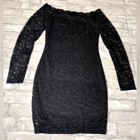BIŌSHE: LACE LONG SLEEVE BODYCON DRESS - Picture 3 of 5
